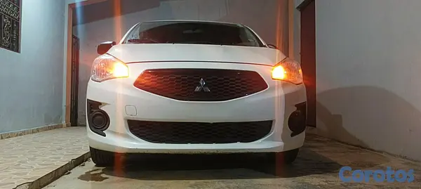 carros - Mishubichi mirage g4 2020 12