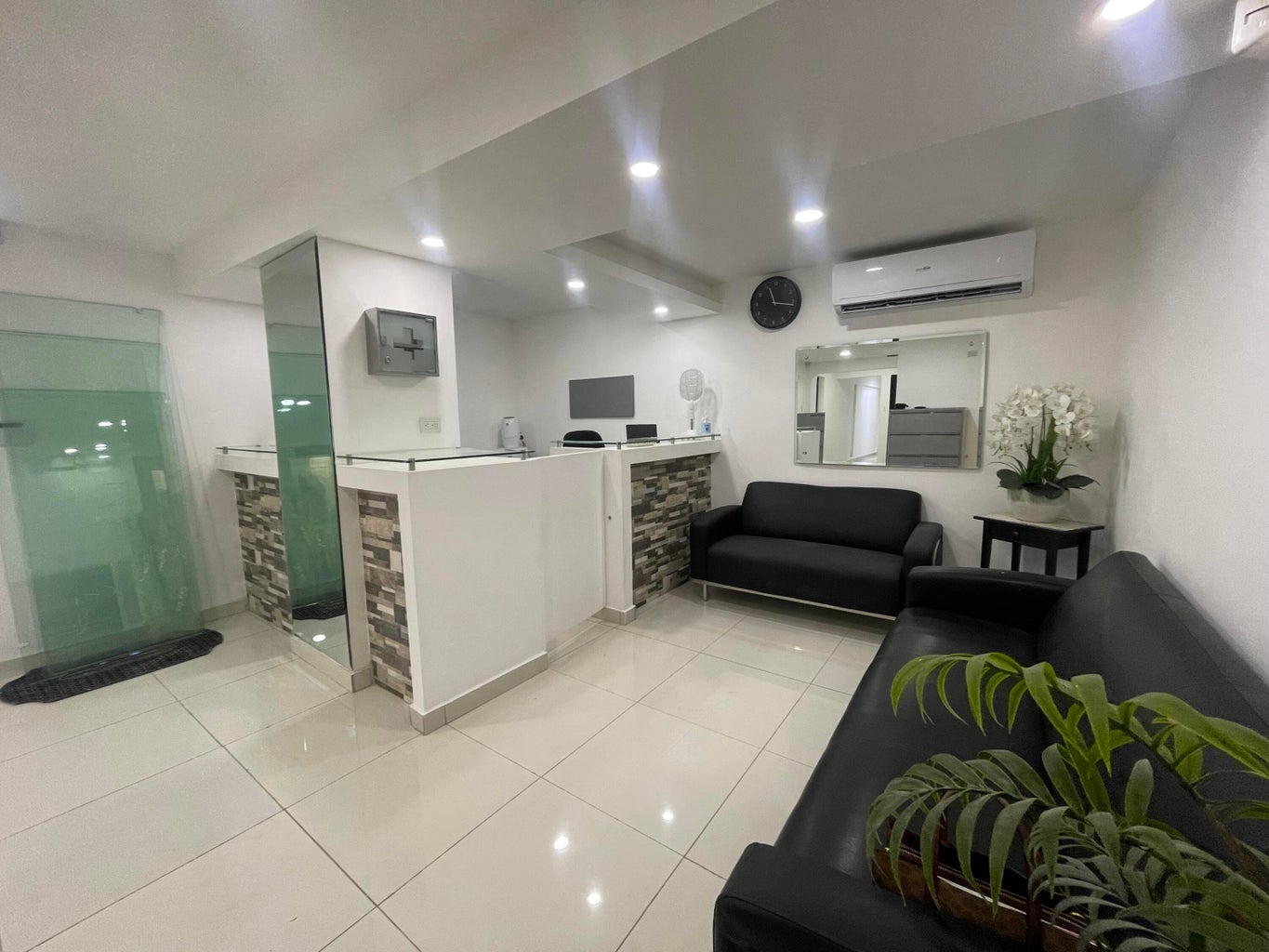 oficinas y locales comerciales - oficina en alquiler Ensanche Naco 3