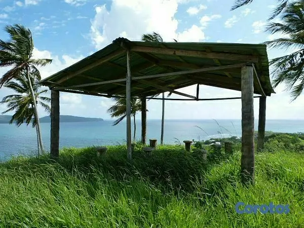 solares y terrenos - Se Vende Terreno con Playa Privada en Las Galeras, Samaná Samana 5