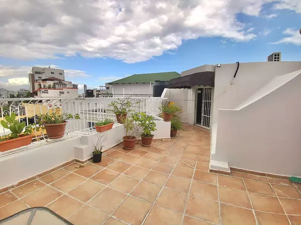 apartamentos - Apartamento Tipo PH en Alquiler Mirador Norte 4
