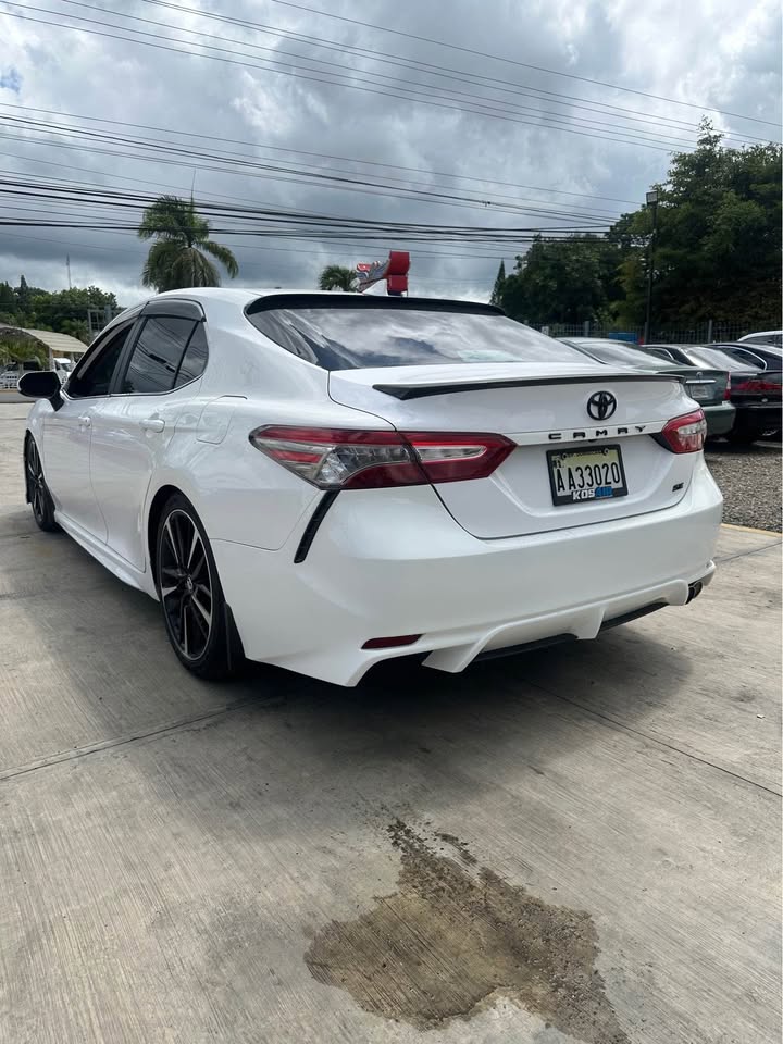 carros - Toyota Camry 2019 SE 3