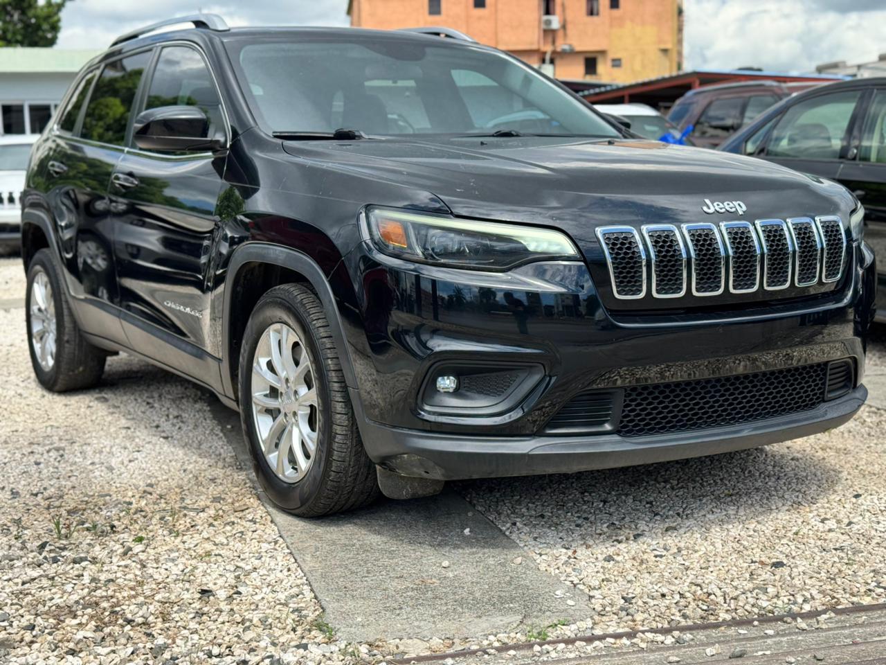 jeepetas y camionetas - Grand Cherokee Latitude 2019 