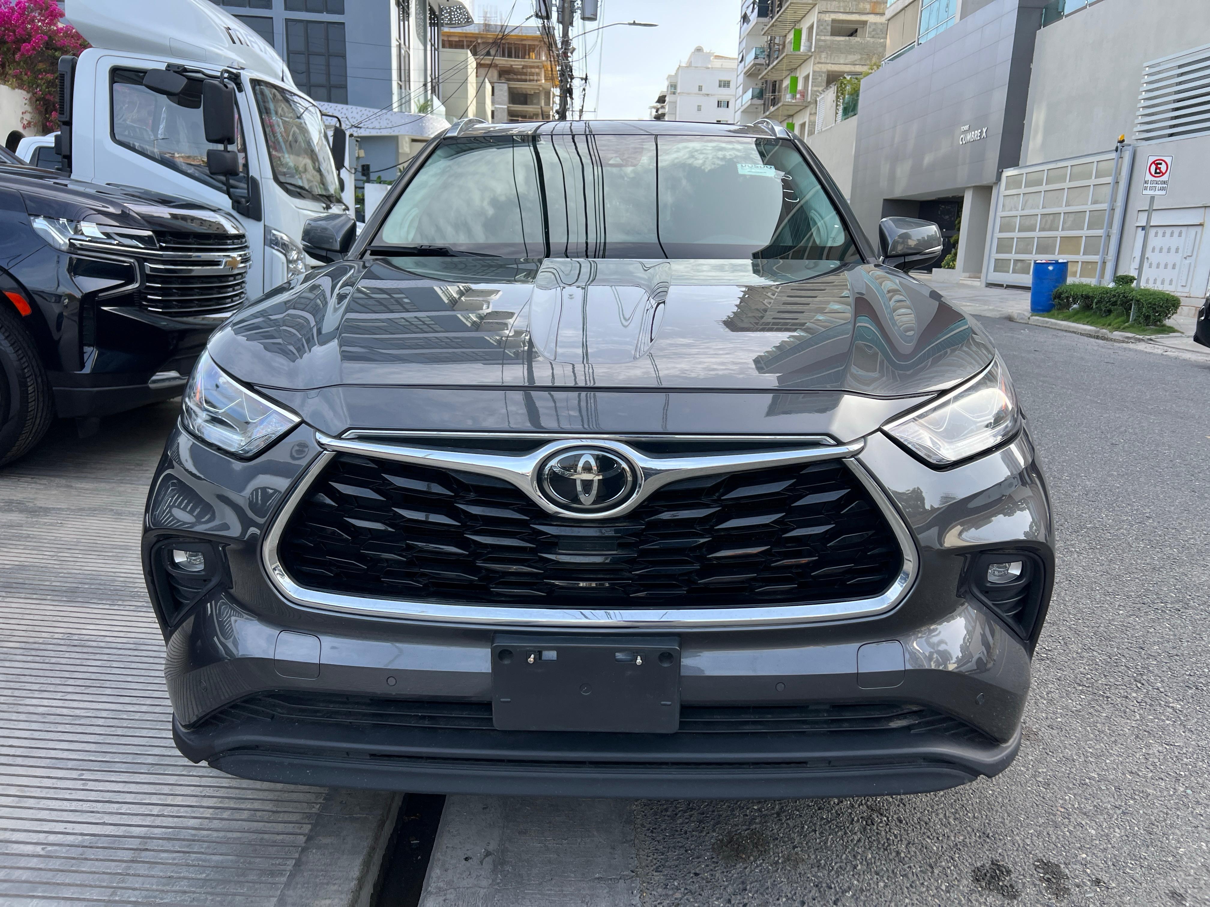 jeepetas y camionetas - TOYOTA HIGHLANDER LIMITED 2020 1