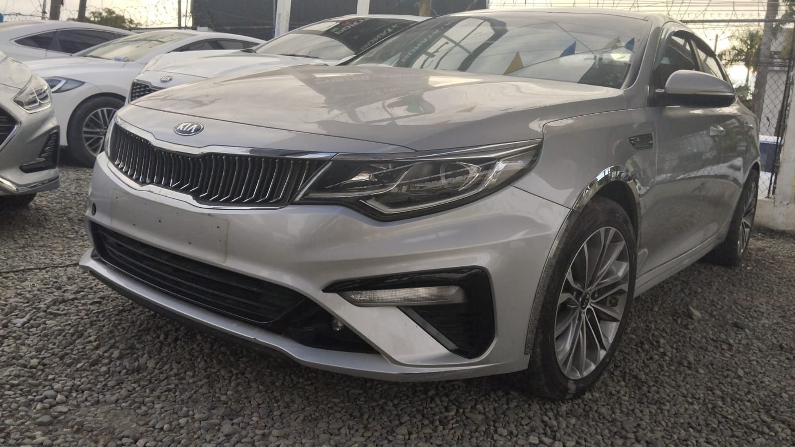 carros - KIA K5 2019 GRIS 1