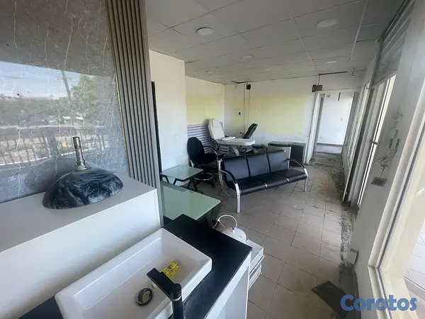 oficinas y locales comerciales - Local comercial en Av. Independencia  5