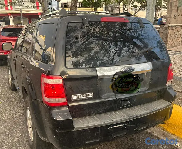 jeepetas y camionetas - Vendo Ford Escape 2011 4