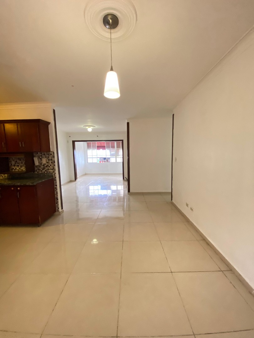 apartamentos - APARTAMENTO EN VENTA REMODELADO FULL CIUDAD REAL II, ALTOS DE ARROYO HONDO  4