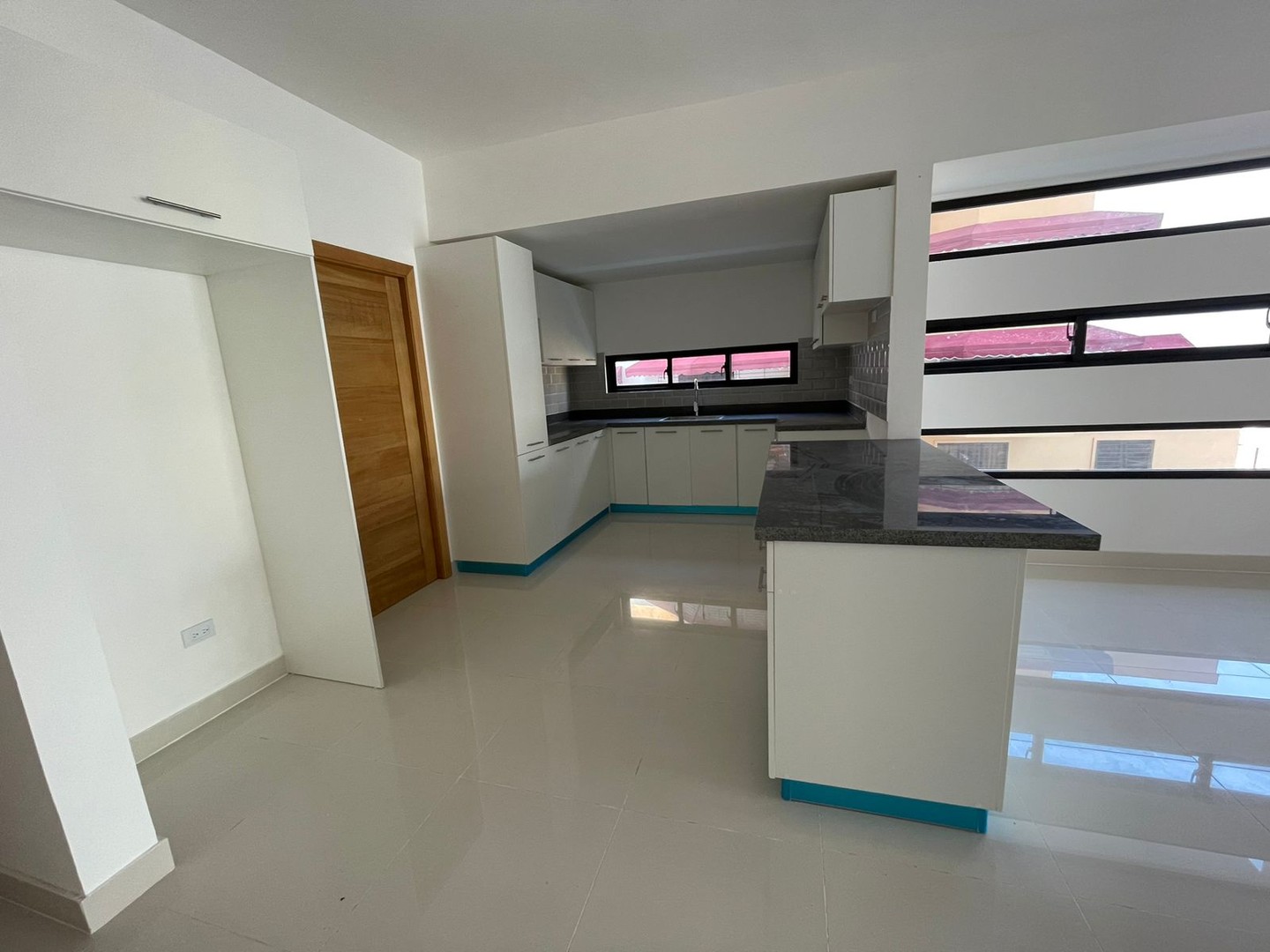 apartamentos - Se vende espacioso apartamento nuevo en Alma Rosa I