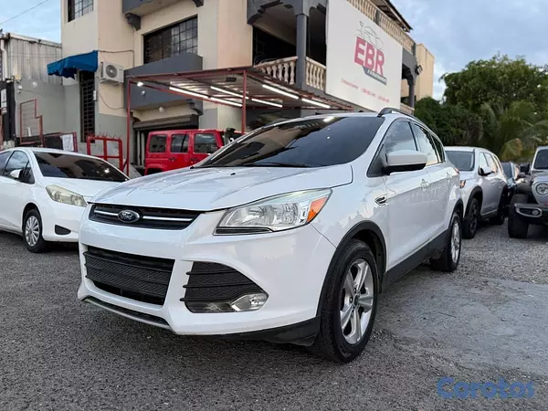 jeepetas y camionetas - Ford Escape SE Panoramica 2015 2