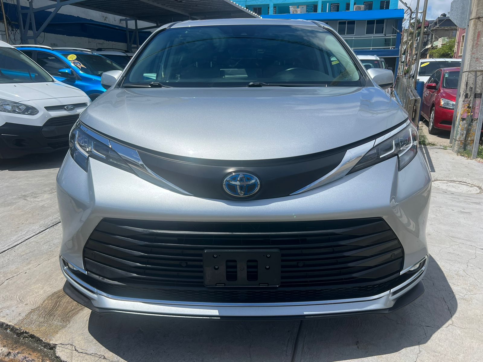 jeepetas y camionetas - Toyota Sienna XLE 2021 7