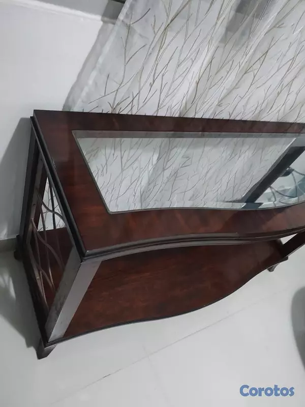 decoración y accesorios - Mesa de caoba tope de vidrio  2