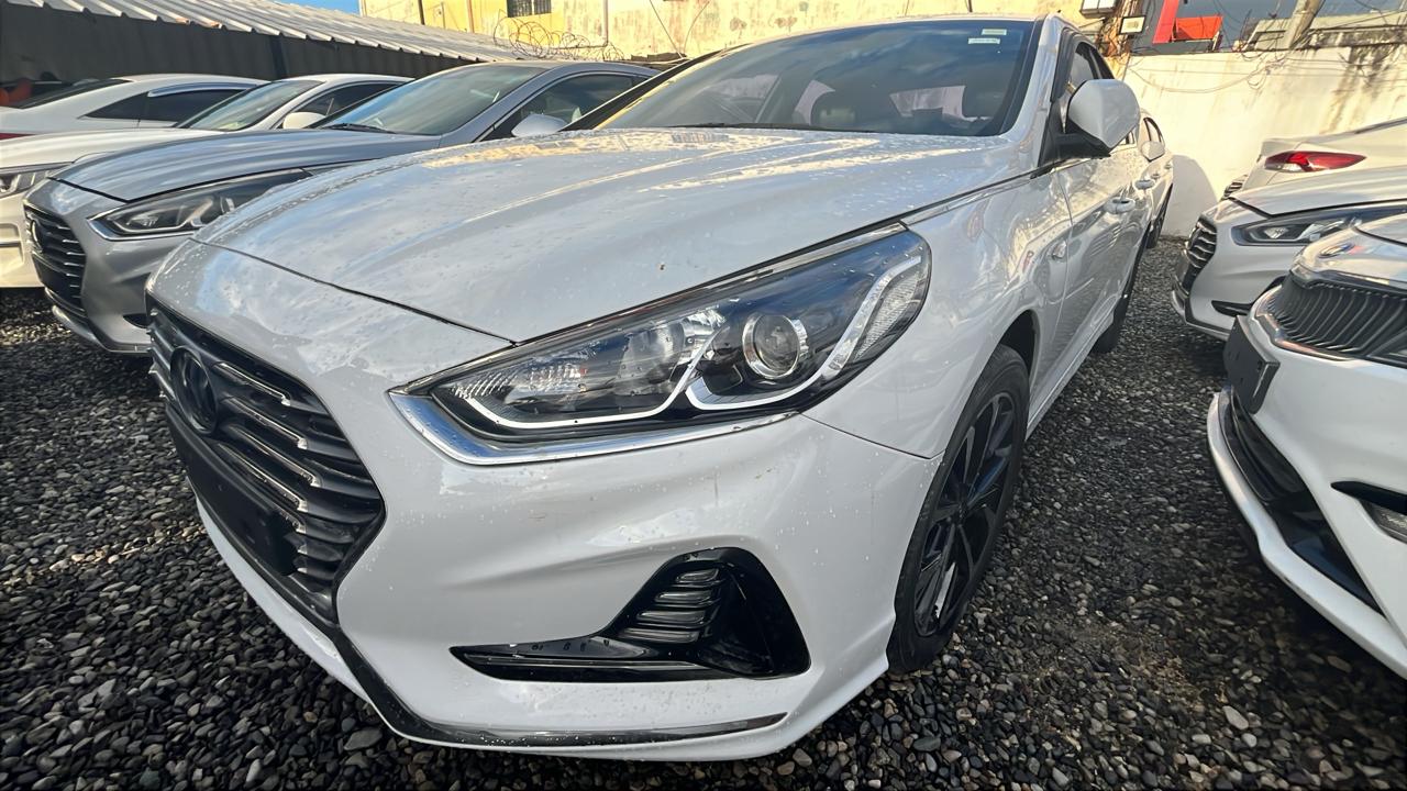 carros - HYUNDAI SONATA NEW RISE BLANCO 2018 DESDE: RD$715,