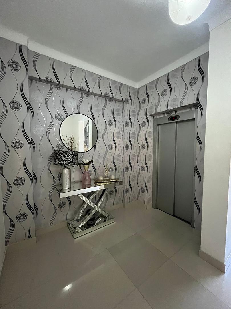 apartamentos - Venta de apartamento en Evaristo Morales U$215,000 4