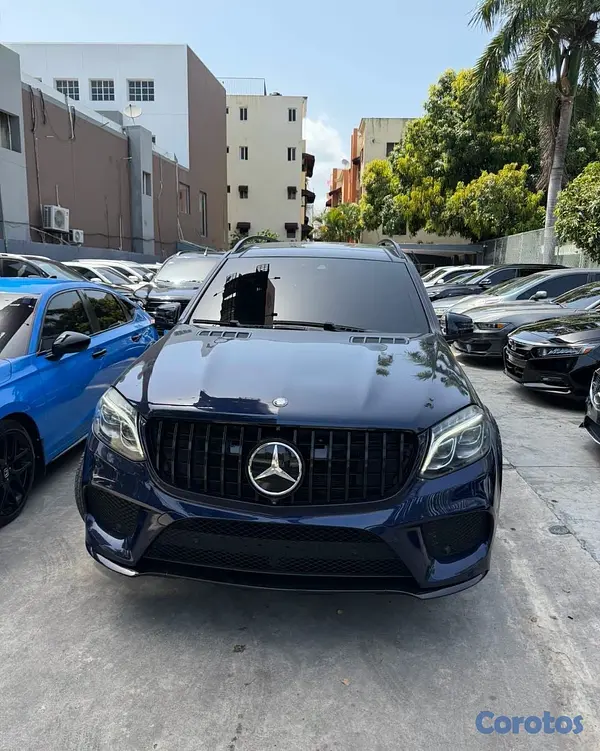 jeepetas y camionetas - MERCEDES BENZ GLS 400 2016
 3