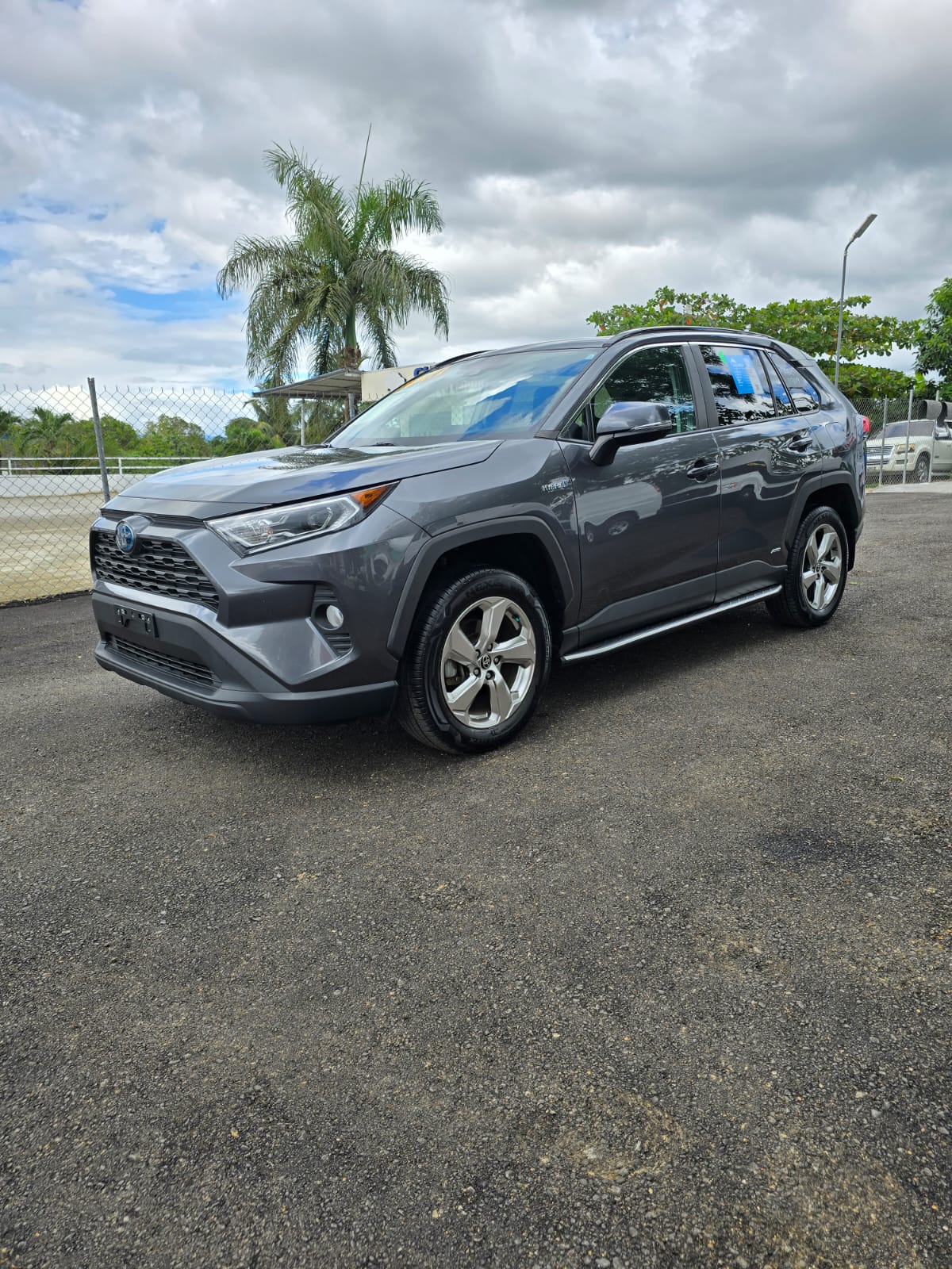 jeepetas y camionetas - Toyota rav4 híbrida full 2020