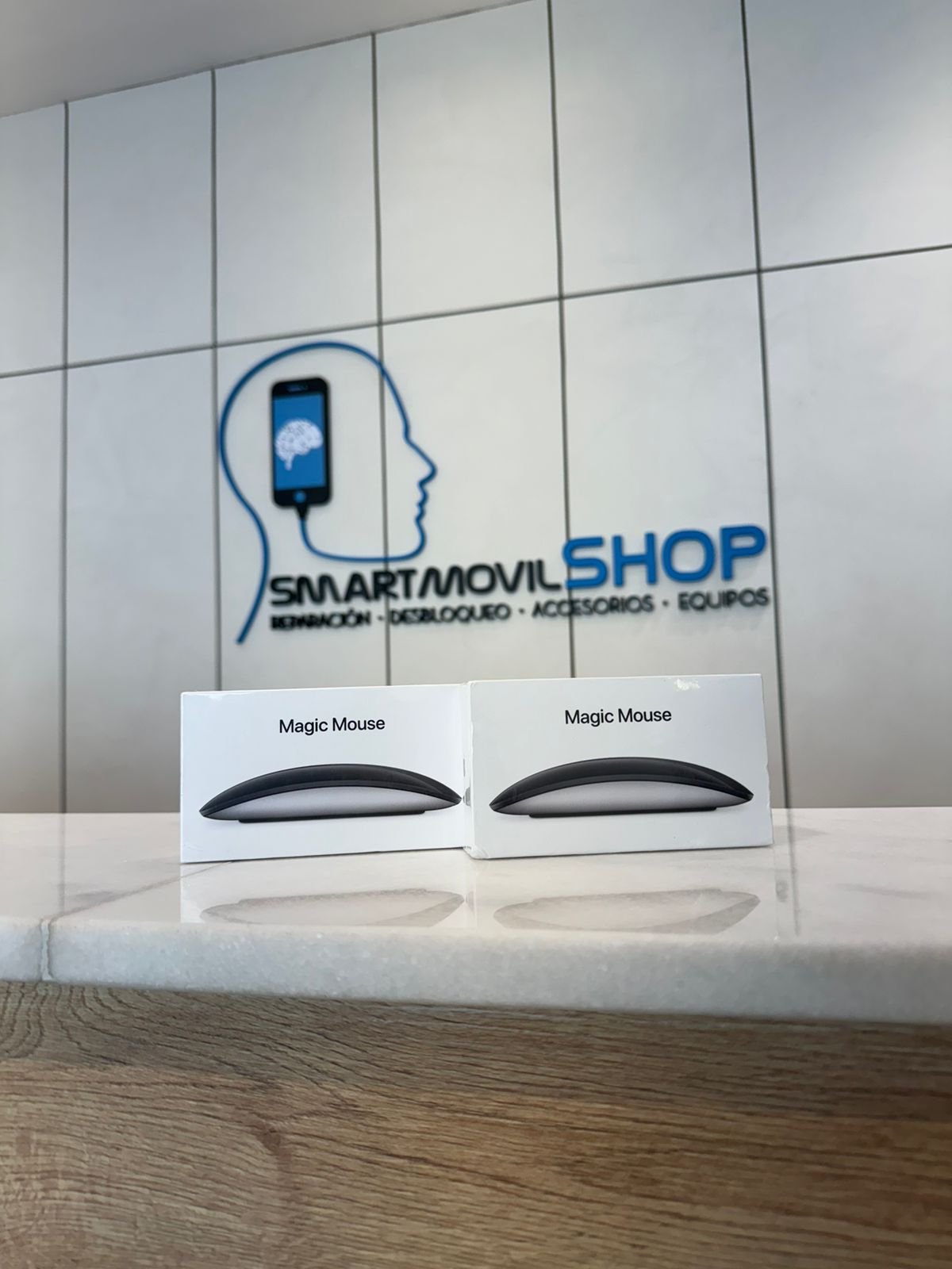 accesorios para electronica - MAGIC MOUSE N NUEVOS/SELLADOS ¡BLACK FRIDAY OFFER!
