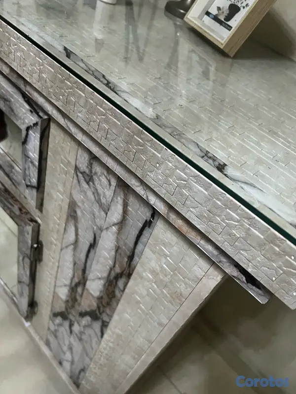 decoración y accesorios - credenza con su espejo  2