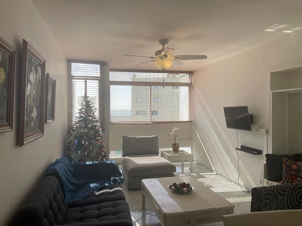 apartamentos - ALQUILO APTO AMUEBLADO, ZONA UNIVERSITARIA  2