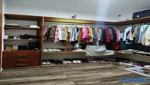casas - Casa de 2 niveles en venta en Constanza 4