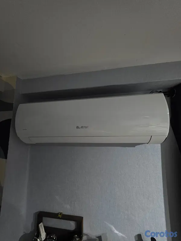 aires acondicionados y abanicos - Airmax 12,000 btu Impecable. Neg 4