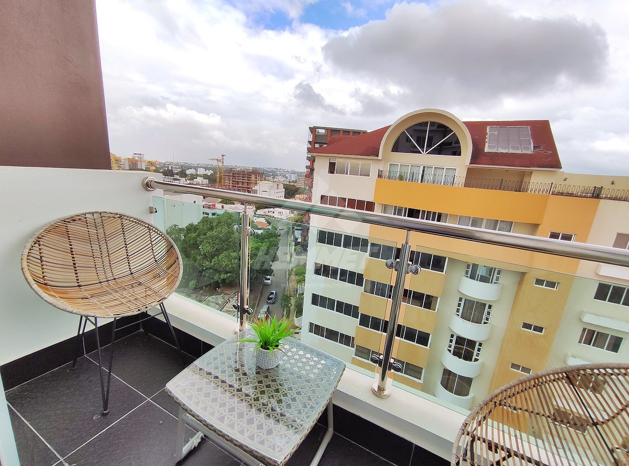 apartamentos - PISO ALTO AMUEBLADO CON PISCINA 2 HAB. LA ESMERALDA 9