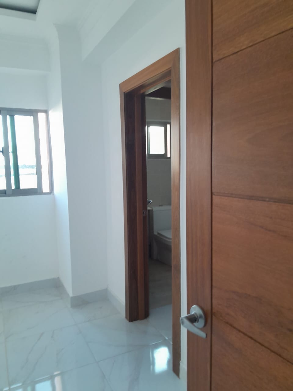 apartamentos - El apartamento de tus sueños 
2do nivel con amplia Terraza en Alma Rosa 1ra  3