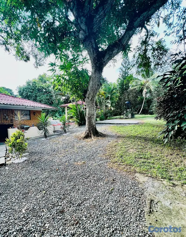 casas vacacionales y villas - Villa de 4 habitaciones con estilo colonial  8