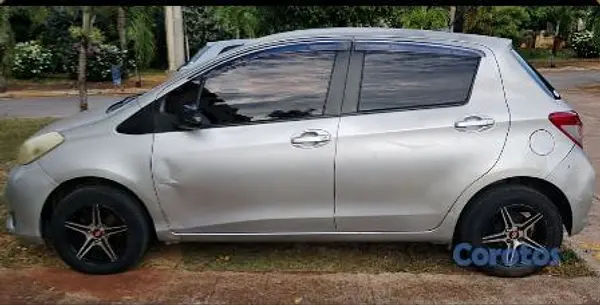 carros - Toyota Vitz, se vende  6
