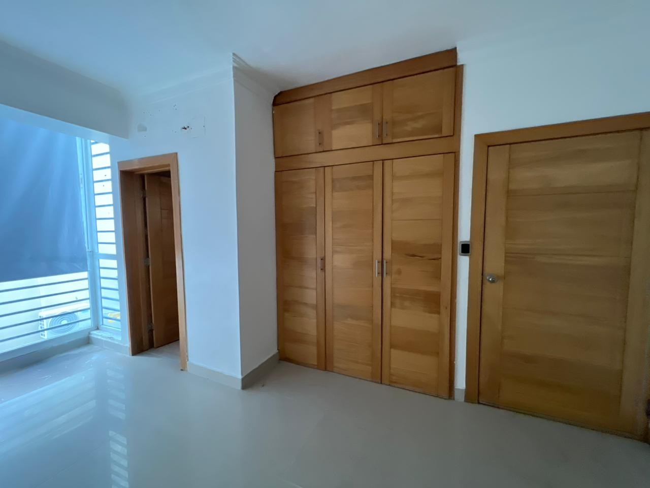 apartamentos - Se Alquila Apto en Gazcue D.N. justamente frente al Palacio  800usd 1