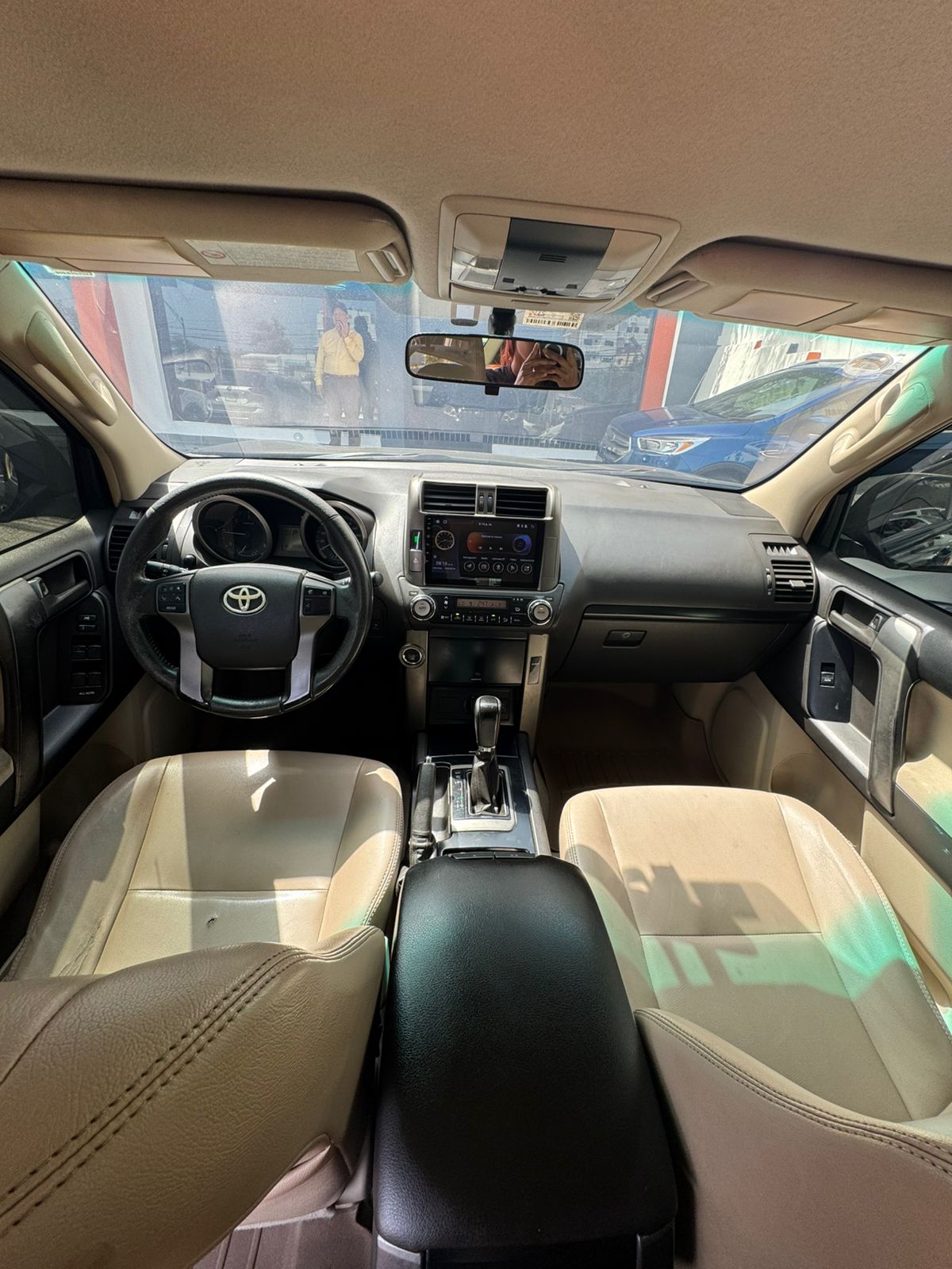 jeepetas y camionetas - Toyota Land Cruiser Prado TX 2011 4