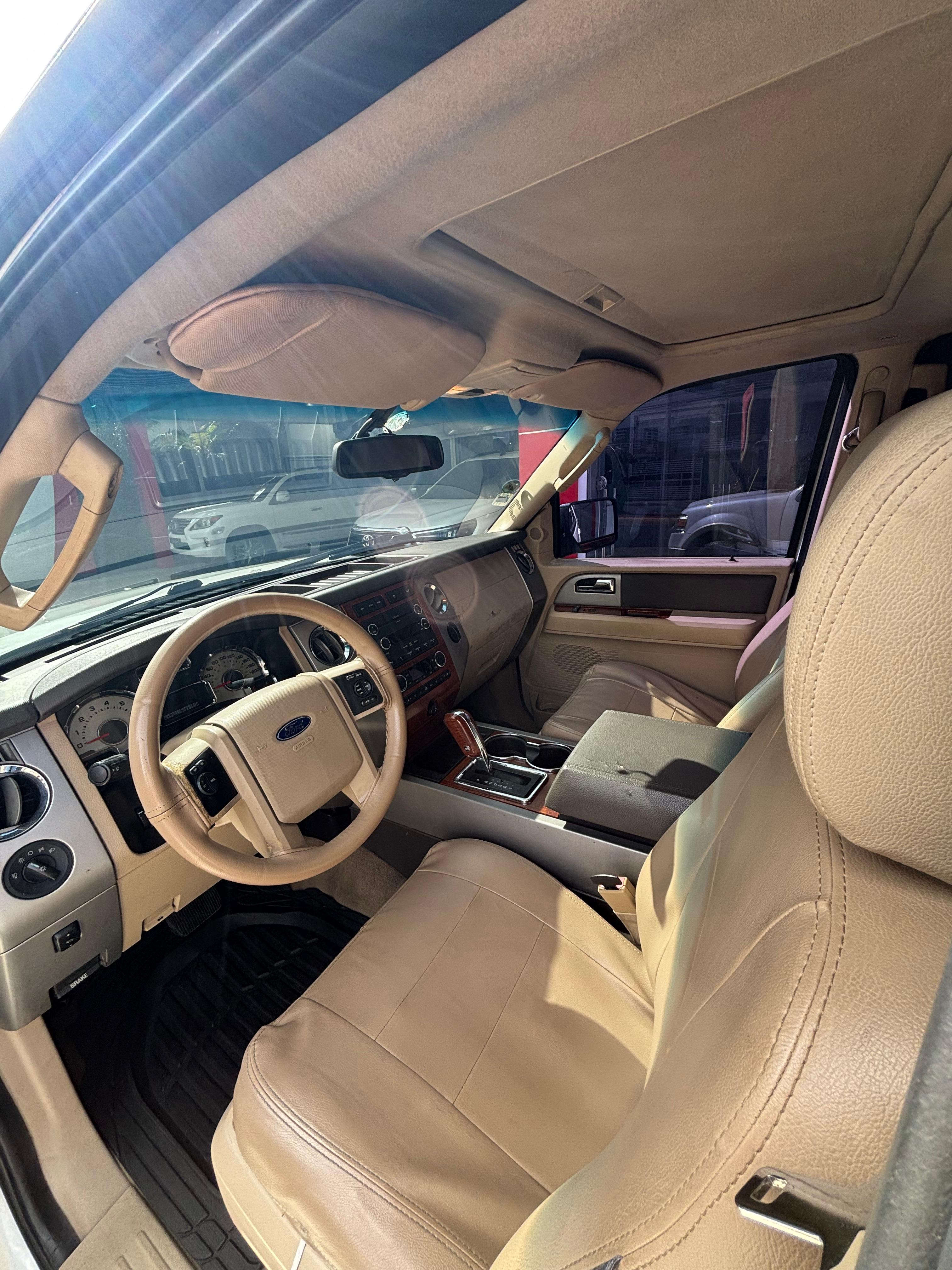 jeepetas y camionetas - FORD EXPEDITION E.B. 4WD 5