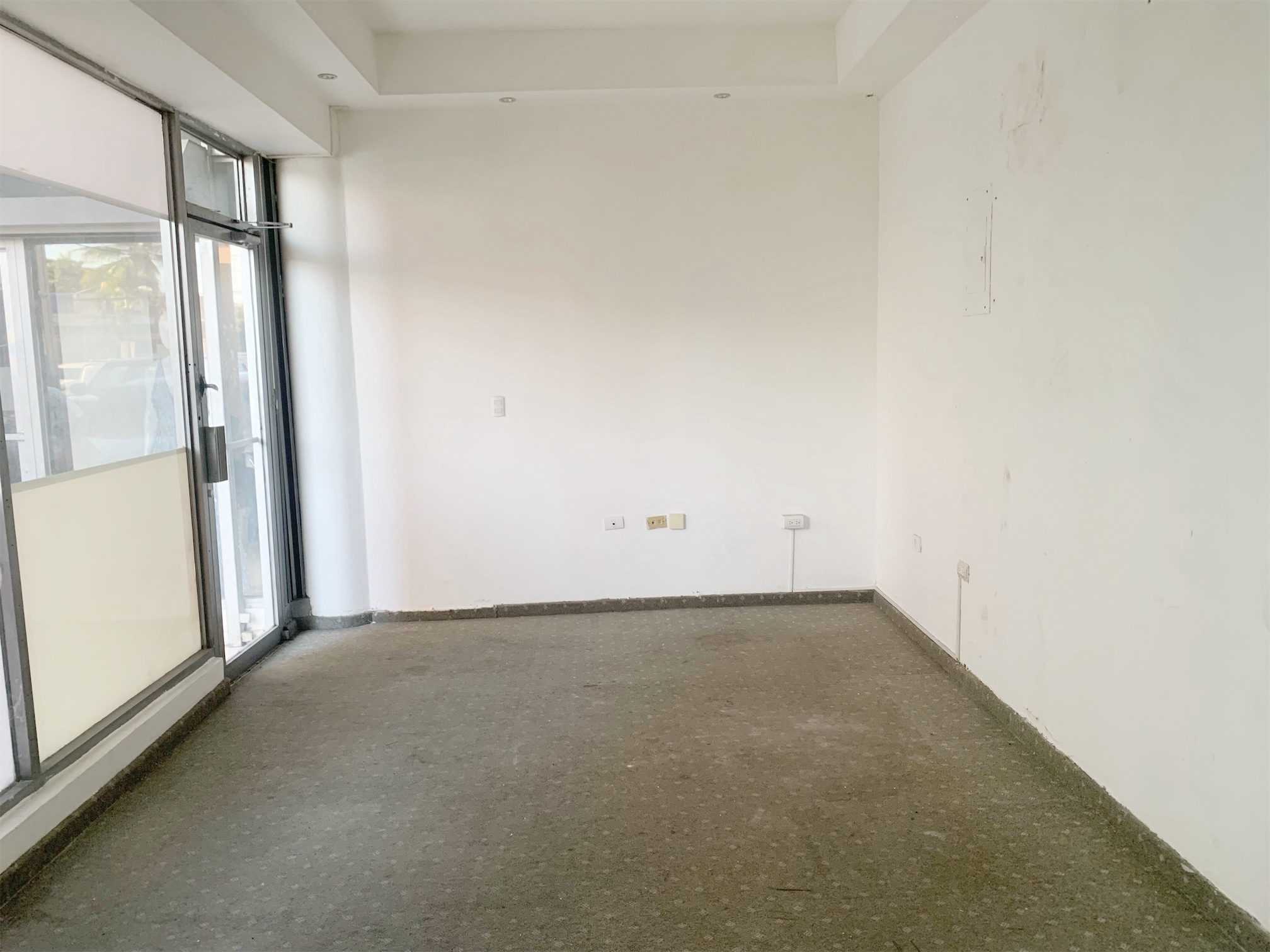 oficinas y locales comerciales - Local en primer nivel  1