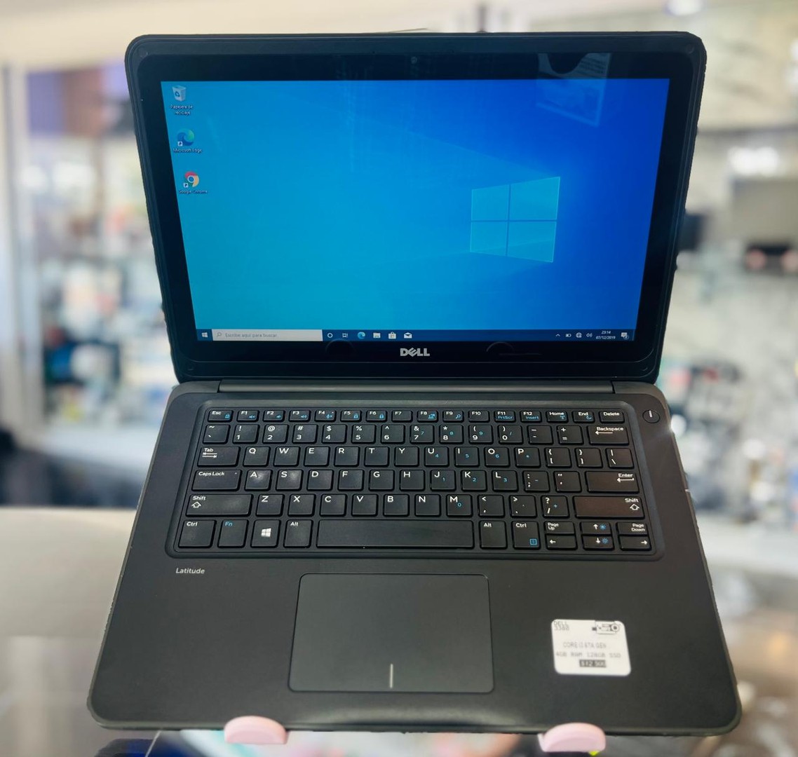 computadoras y laptops - LAPTOP Dell 3380 Core i3 6ta 4GB Ram 128GBSSD touch  0
