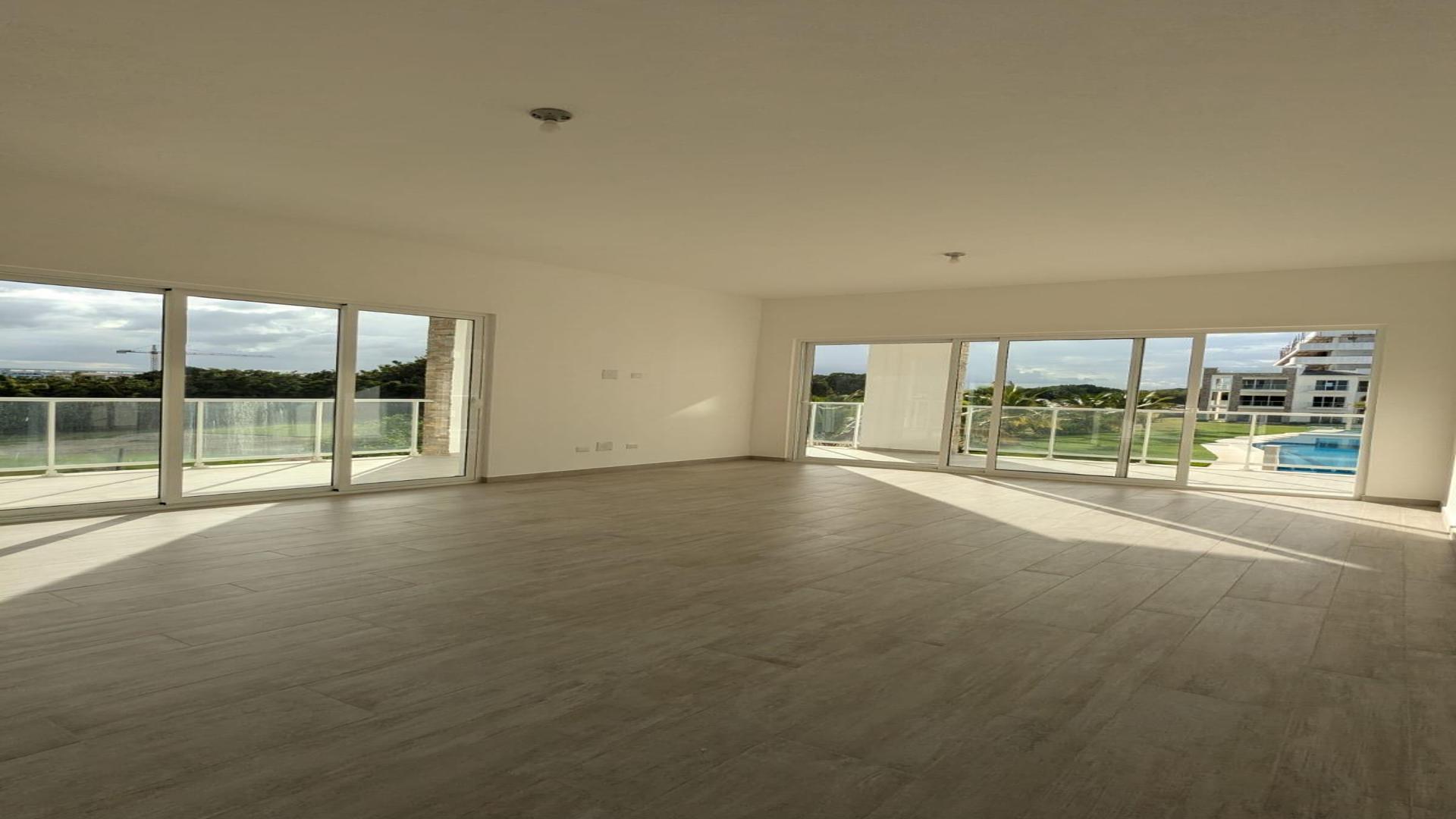 apartamentos - En venta Amplio apartamento de dos habitaciones en Cana Bay 6