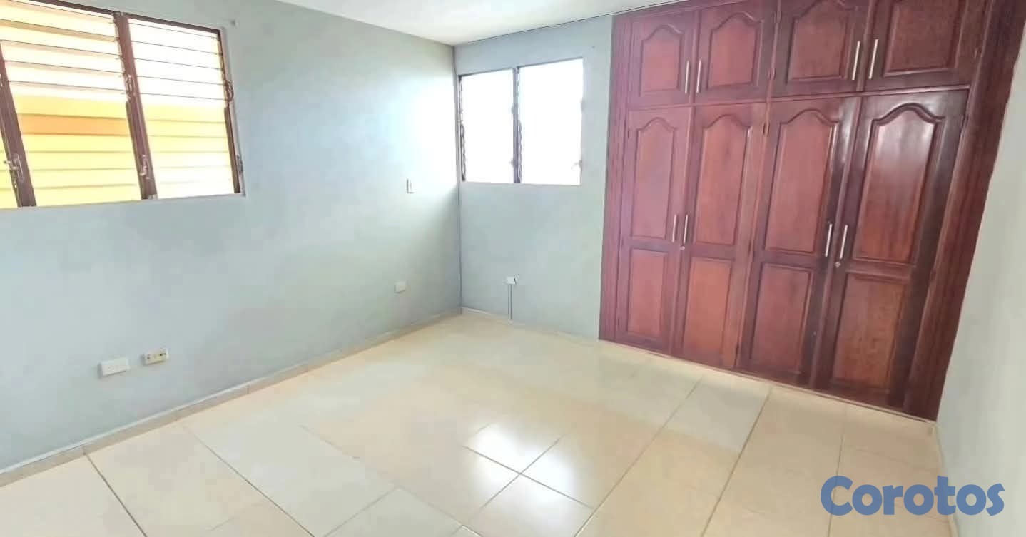 apartamentos - ALQUILÓ 3er piso cerro de gurabo 3ro amplio  8