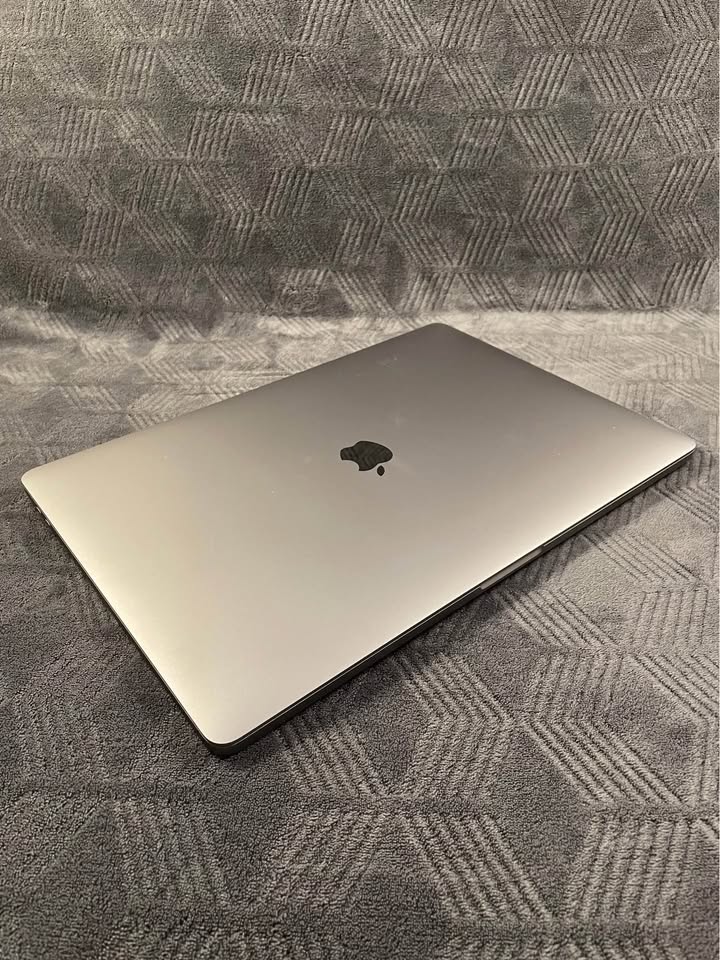 computadoras y laptops - MacBook Pro 2019 A2141 Core Intel i9 oportunidad 4