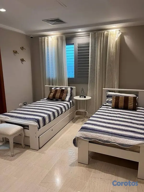 apartamentos - Espectacular apartamento en venta ubicado en Naco 

US$695,000 15