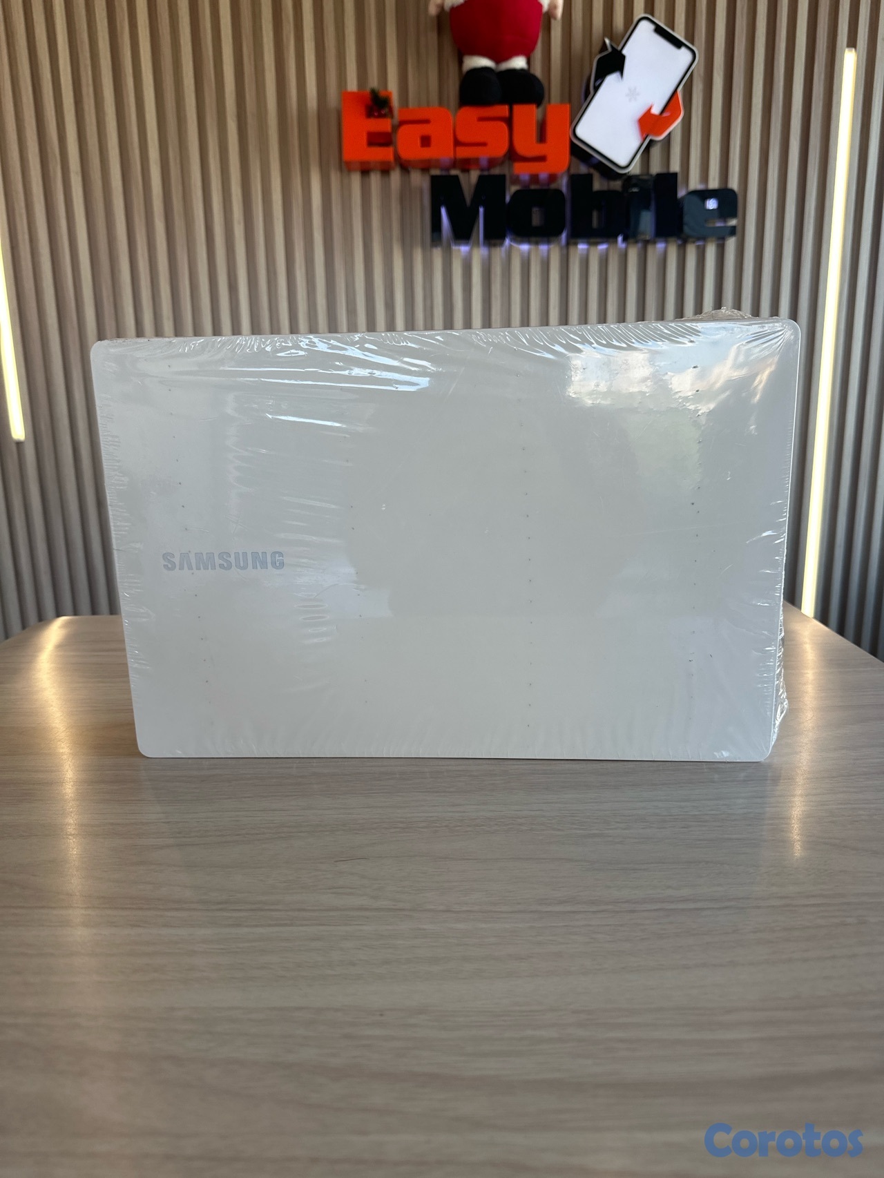 computadoras y laptops - SAMSUNG BOOK FLEX 13.3" TOUCH i7-10510U W10 PRO 8GB RAM 512GB SSD SILVER   1