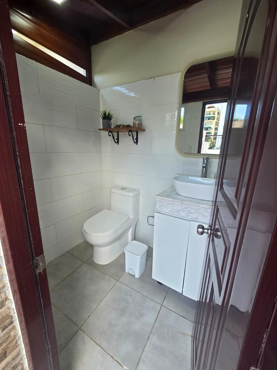 apartamentos - hermoso apartamento en una zona céntrica  en el mirador sur  3