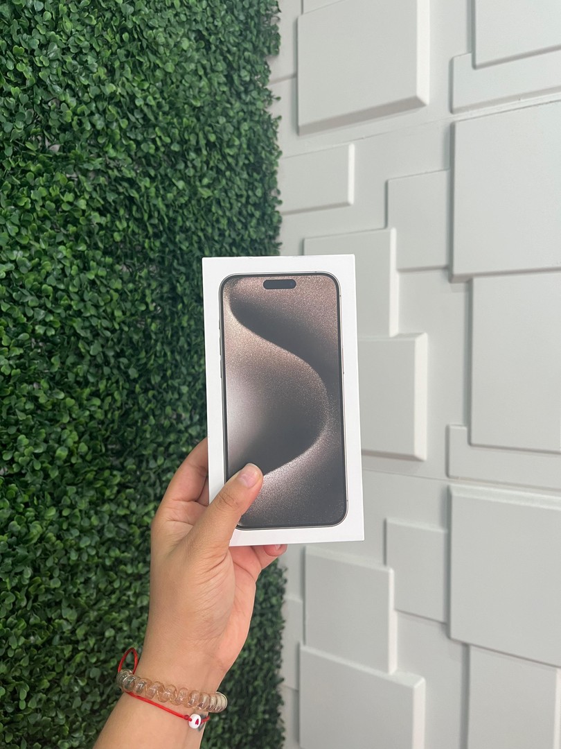 celulares y tabletas - iPhone 15 Pro Max E-SIM 256GB Natural Titanium SELLADO CLEAN APPLE 1
