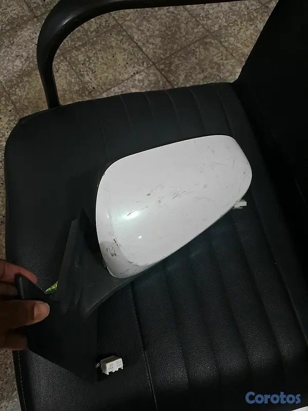 repuestos - Espejo retrovisor izquierdo para toyota aqua  4