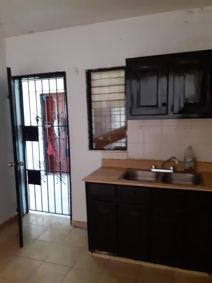 apartamentos - Venta de apartamento en Alma Rosa 2da 4to piso con 151mts Santo Domingo  1