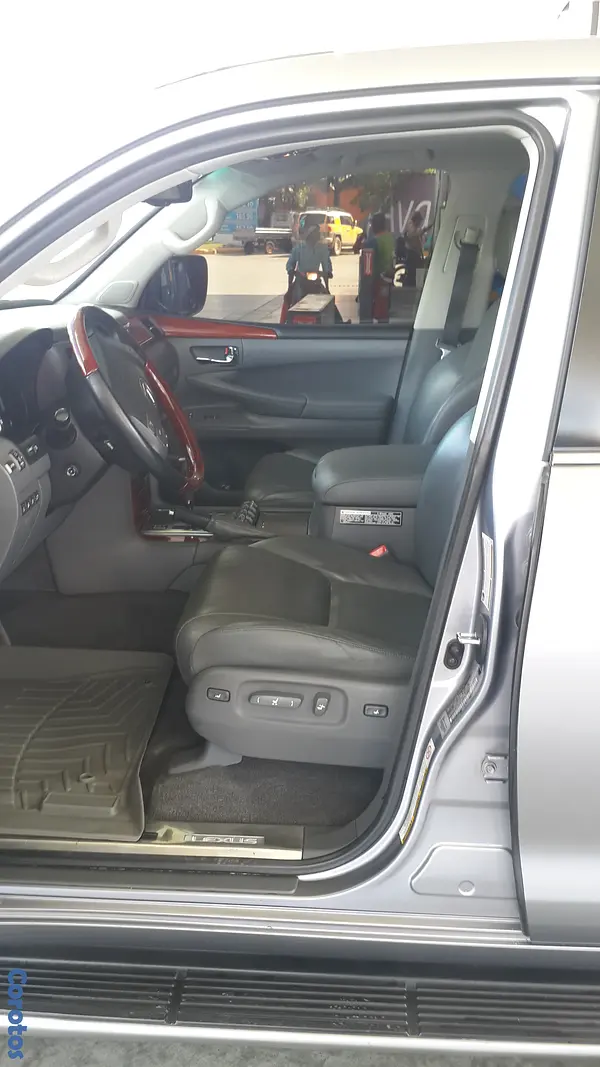 jeepetas y camionetas - LEXUS LX570 2009 GRIS PLOMO VERSION AMERICANA  8