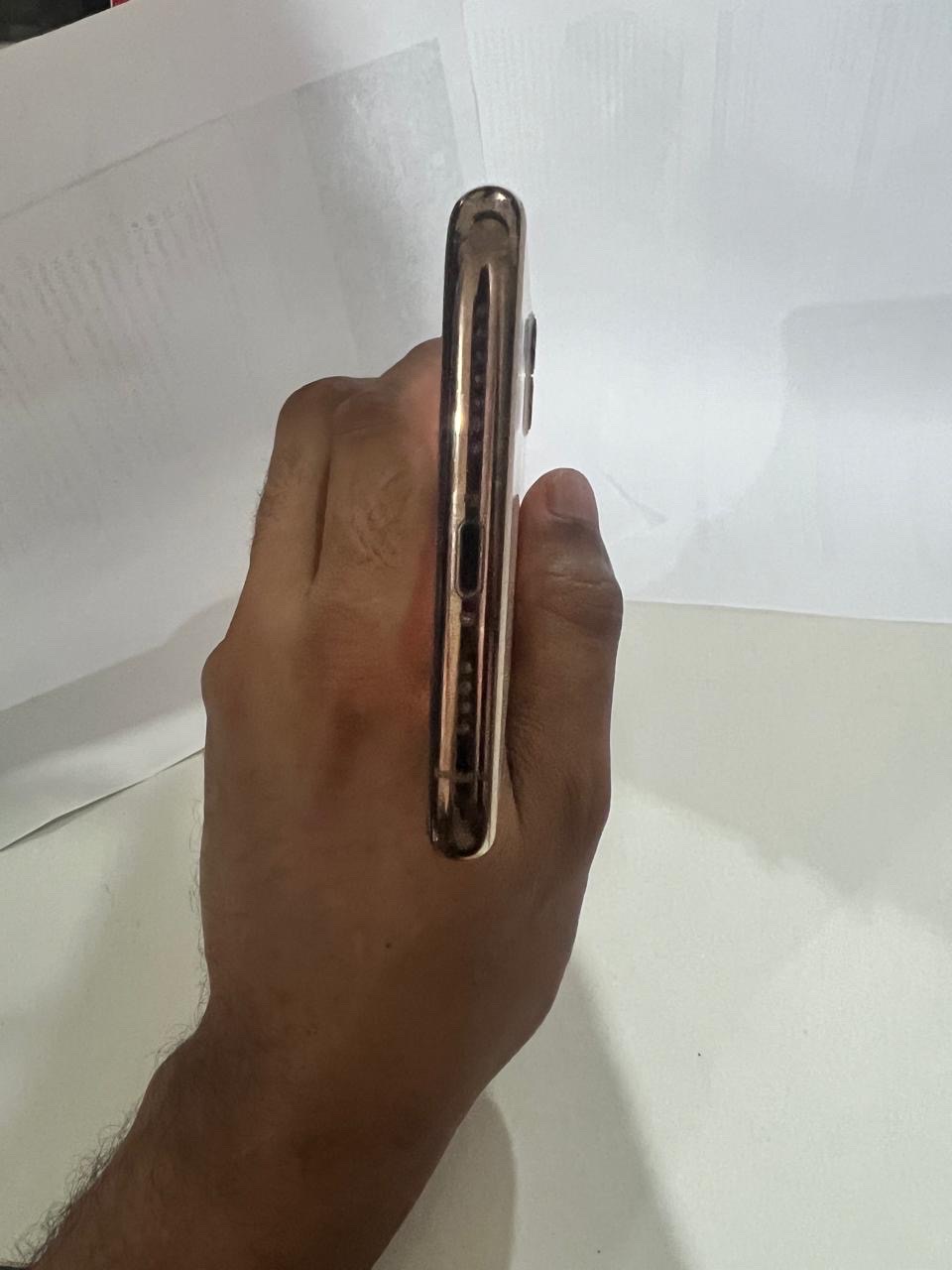 celulares y tabletas - iPhone 11 Pro Max  1