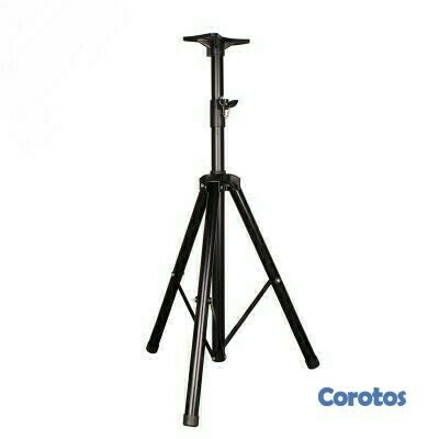 camaras y audio - Tripode para bocina de 6 pie de altura, muy resistente 1