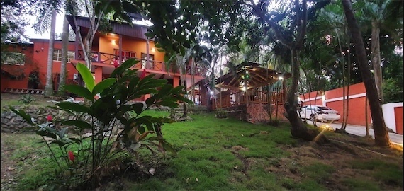 casas vacacionales y villas - Vendo villa! Lomas linda, autopista Duarte. República Dominicana 1