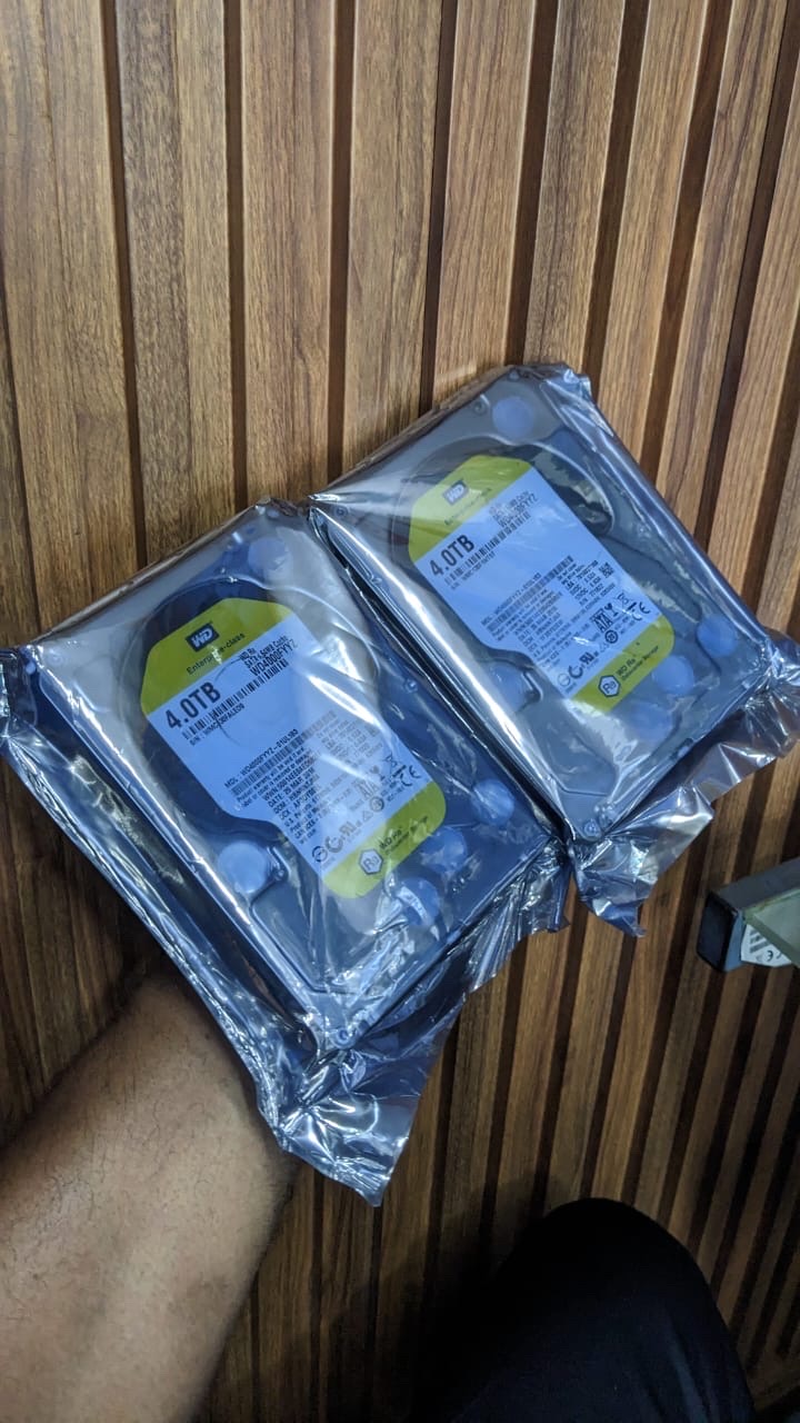 celulares y tabletas - disco duros HDD sata GOLD 4TB  4