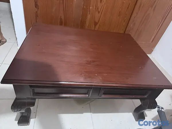 muebles y colchones - Negociable MESA DE CENTRO DE CAOBA 40x30 pulgadas 3