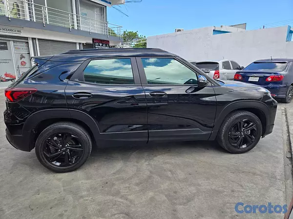 jeepetas y camionetas - CHEVROLET TRAILBLAZER 2022 NEGRO GASOLINA 6