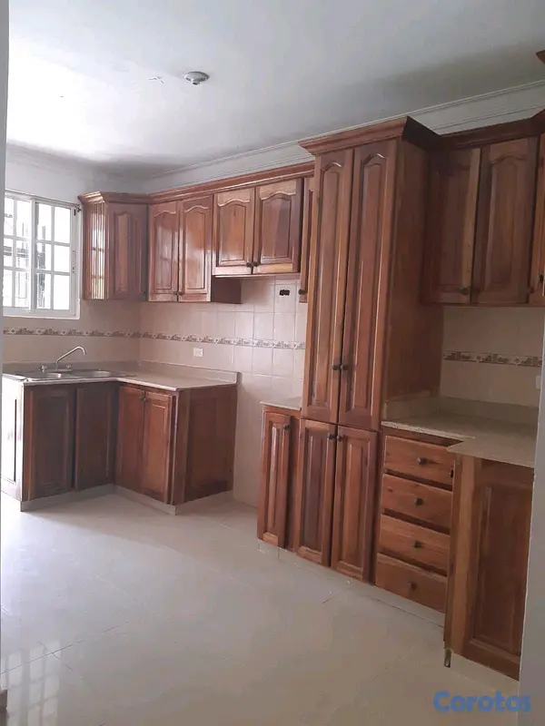 apartamentos - ALQUILO, APTO. AMPLIO PROX. A CARREFOUR  10